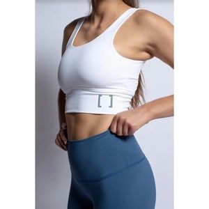 DYI Leggings in blue. Medium